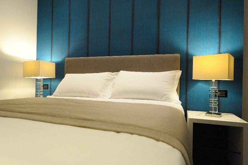 Hotel Up Wellness & Spa Foggia Extérieur photo